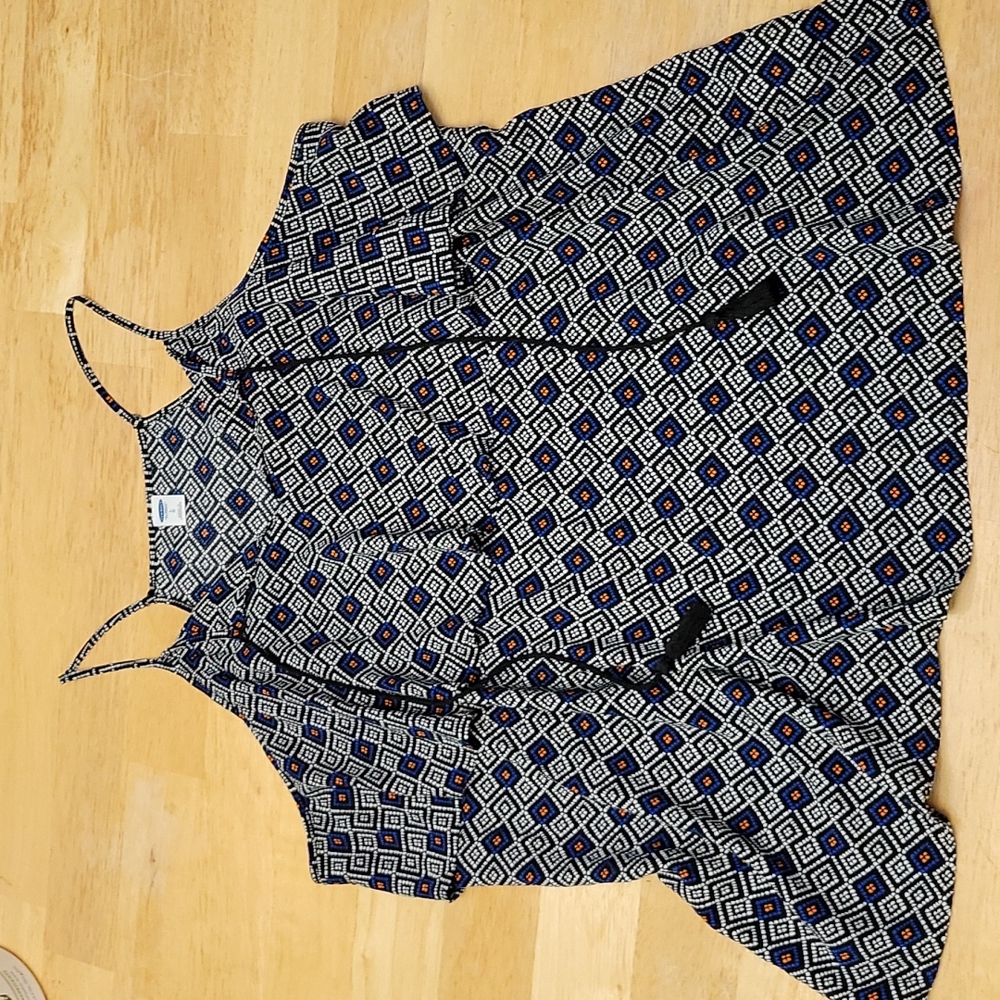 Old Navy Geometric Print Tassel Tank